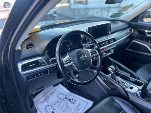 Used 2021 Kia Telluride S image 9