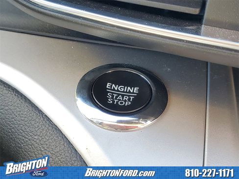 Used 2023 Ford Explorer XLT w/ Equipment Group 202A image 31