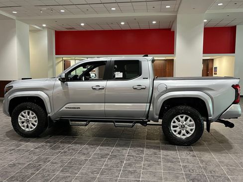 New 2026 Toyota Tacoma SR5 AWD/4WD image 6