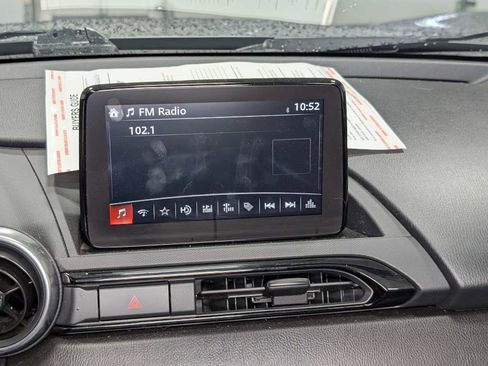 Used 2019 MAZDA MX-5 Miata RF Grand Touring image 23