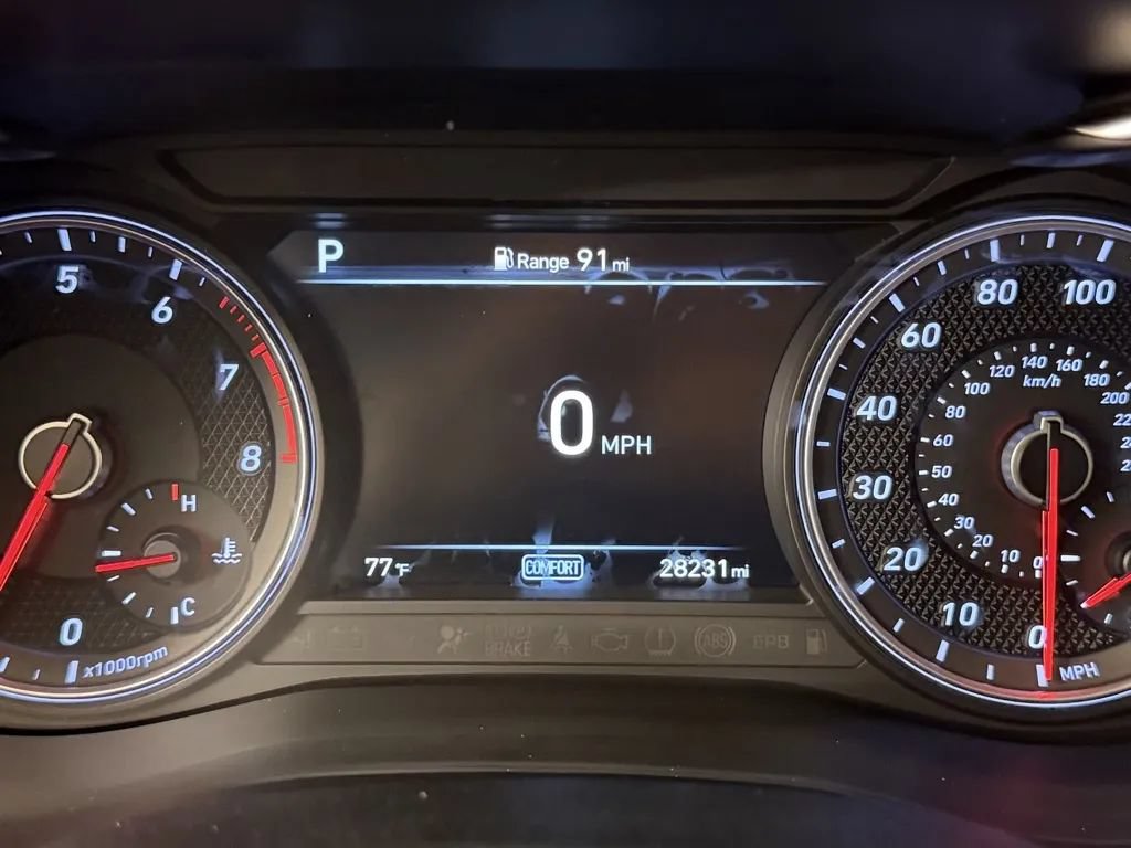 Used 2021 Genesis G70 2.0T AWD/4WD image 18