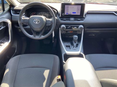 Used 2023 Toyota RAV4 LE image 10
