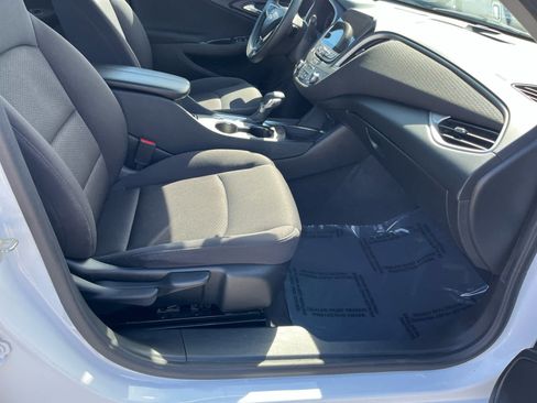 Used 2023 Chevrolet Malibu LT w/ Driver Confidence Package FWD image 32