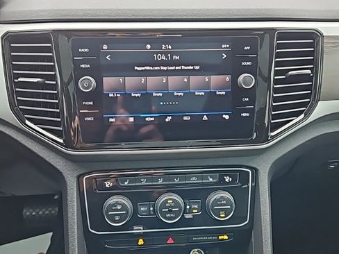 Used 2022 Volkswagen Atlas SE image 31