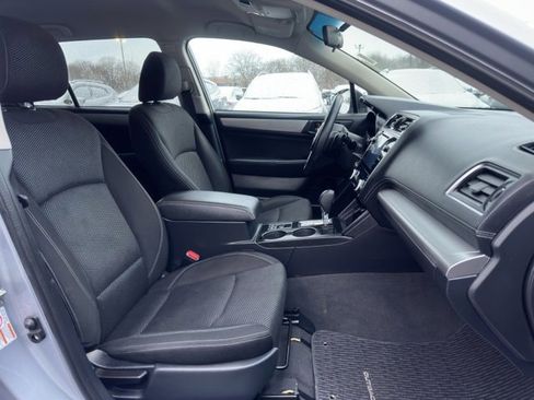 Used 2018 Subaru Outback 2.5i Premium image 21