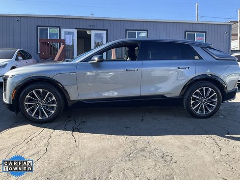 Used 2024 Cadillac Lyriq Sport image 5