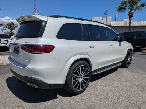 Used 2023 Mercedes-Benz GLS 450 4MATIC image 3
