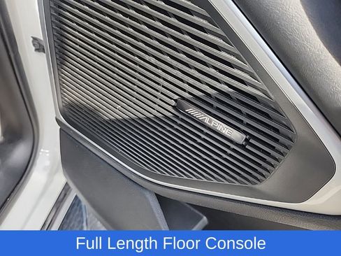 Used 2024 Jeep Wagoneer L Series II w/ Flexible Seating Group image 15