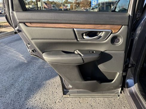 Used 2021 Honda CR-V Touring image 32