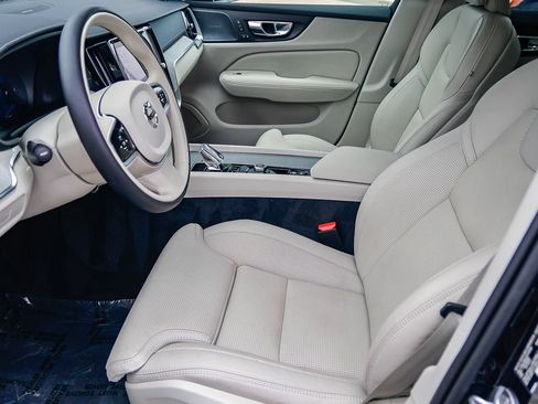 Certified 2026 Volvo V60 B5 Cross Country Ultra w/ Climate Package AWD/4WD image 21