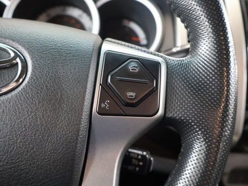 Used 2015 Toyota Tacoma PreRunner image 17