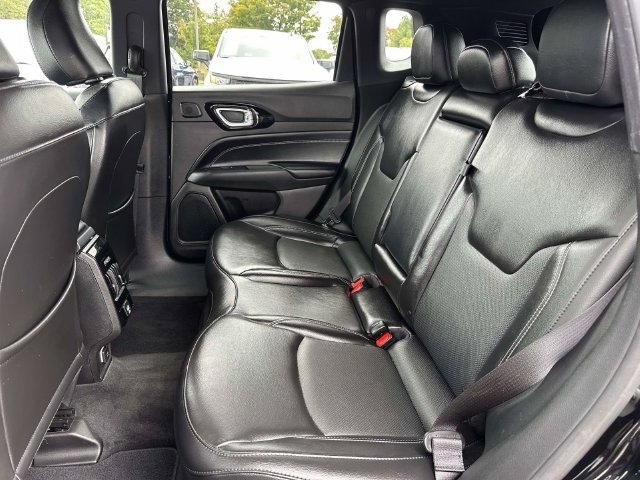 Used 2023 Jeep Compass High Altitude AWD/4WD image 13