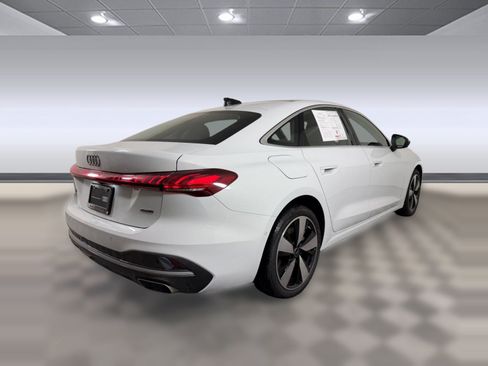 Used 2025 Audi A5 2.0T Premium Plus w/ Premium Plus AWD/4WD image 9