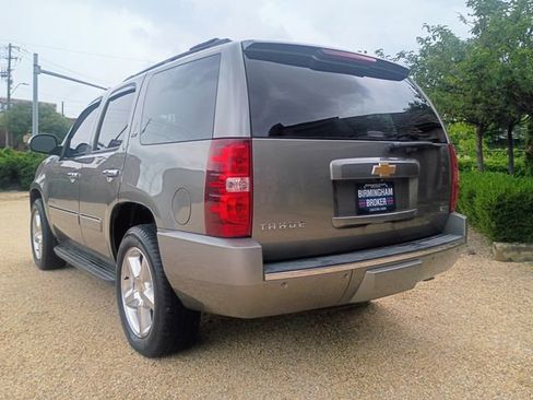 Used 2012 Chevrolet Tahoe LTZ RWD image 9