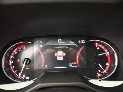 Used 2025 Toyota RAV4 LE image 8