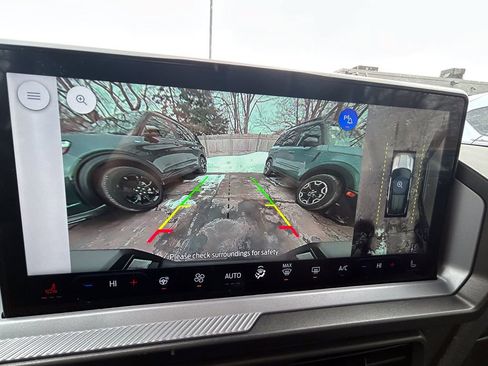 Used 2025 Ford Bronco Sport Badlands image 18