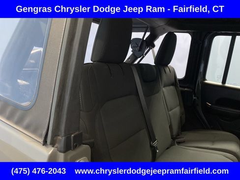 Used 2021 Jeep Wrangler Unlimited Sport AWD/4WD image 35