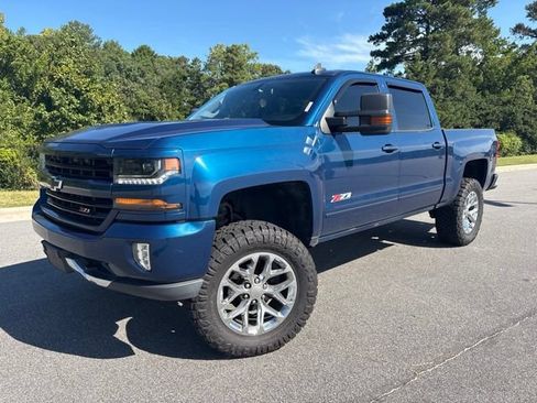 Used 2018 Chevrolet Silverado 1500 LT w/ True North Edition AWD/4WD image 1