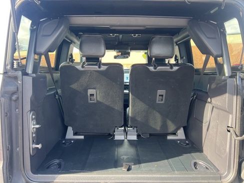 Used 2023 Ford Bronco Badlands w/ Sasquatch Package image 13