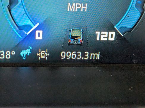 Used 2025 Ford Bronco Badlands image 24