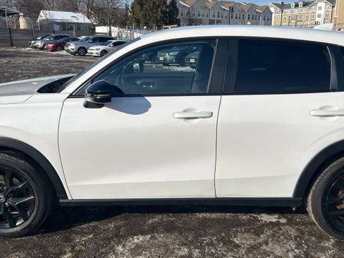 Used 2025 Honda HR-V Sport image 4