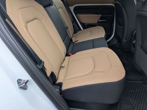 New 2026 Land Rover Defender 110 V8 image 17