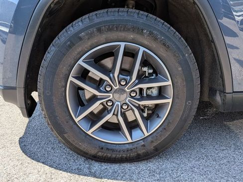 Used 2021 Jeep Grand Cherokee Limited w/ Premium Lighting Group AWD/4WD image 30