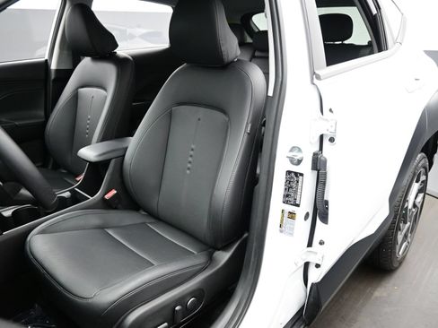 Used 2026 Hyundai Kona SEL Premium AWD/4WD image 12