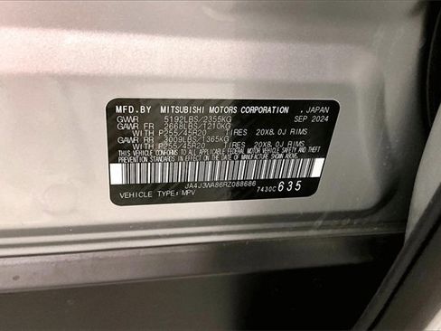 Used 2024 Mitsubishi Outlander SEL image 35