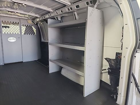 New 2025 Chevrolet Express 3500 w/ Driver Convenience Package image 13