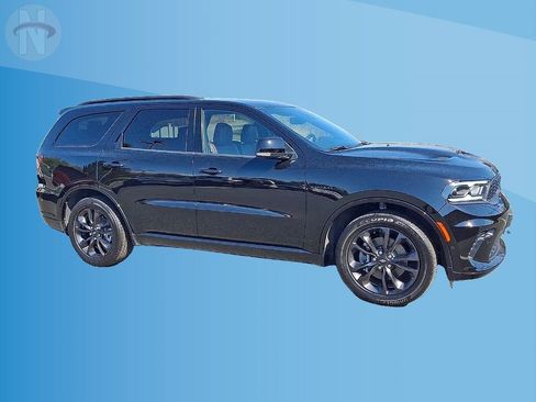 Used 2024 Dodge Durango R/T AWD/4WD image 2