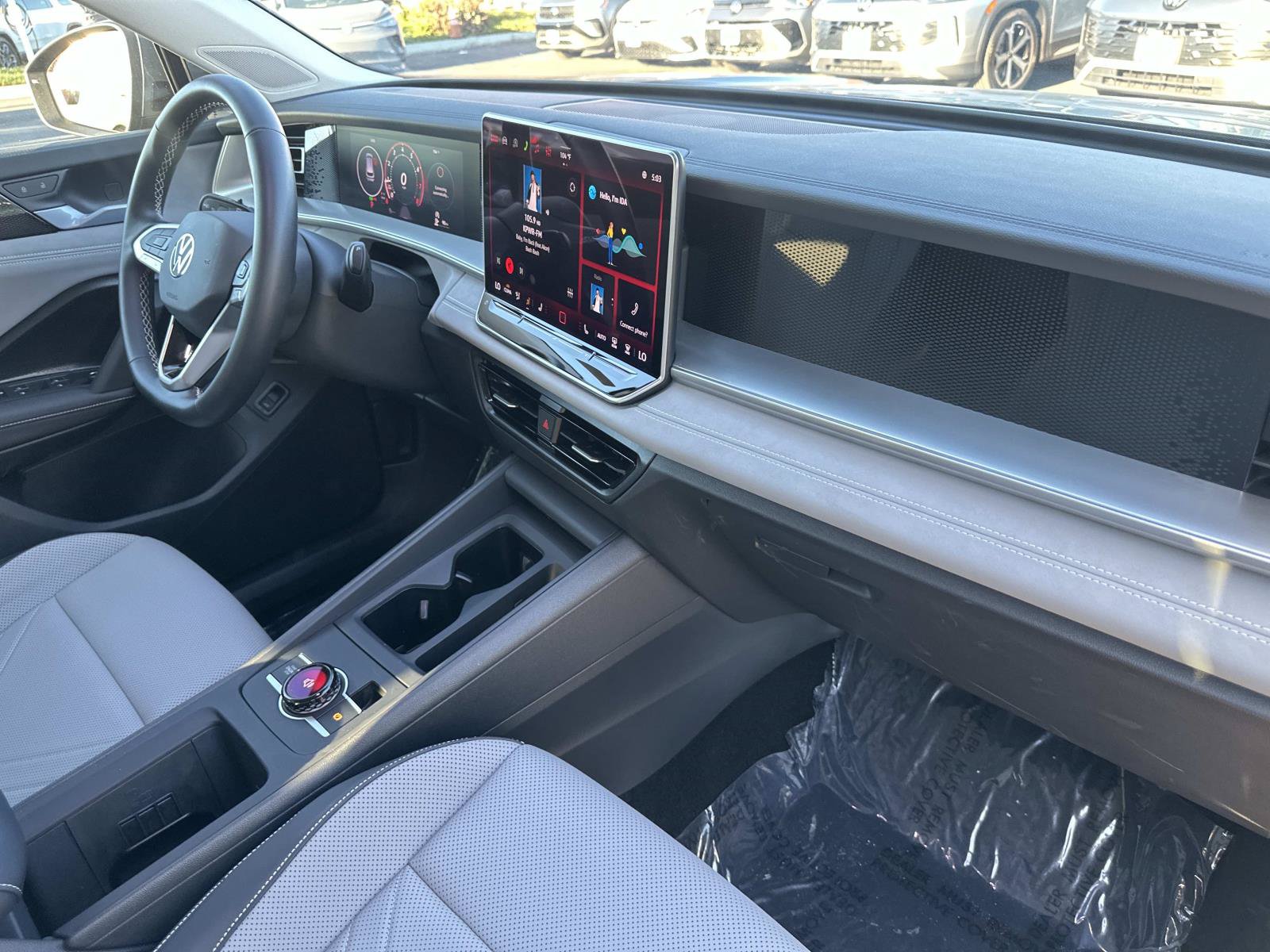 Certified 2026 Volkswagen Tiguan SE FWD image 30