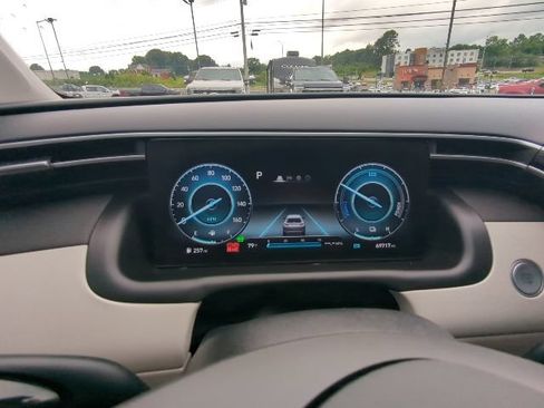Used 2022 Hyundai Tucson SEL w/ Cargo Package AWD/4WD image 17