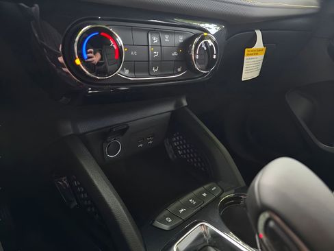 New 2026 Chevrolet TrailBlazer ACTIV AWD/4WD image 23