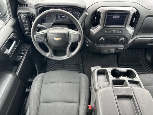 Certified 2022 Chevrolet Silverado 1500 Custom image 24