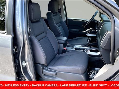 Used 2023 Nissan Frontier SV w/ SV Convenience Package AWD/4WD image 28