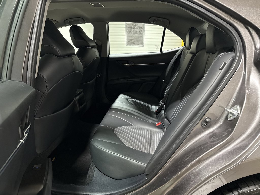 Used 2024 Toyota Camry SE FWD image 22