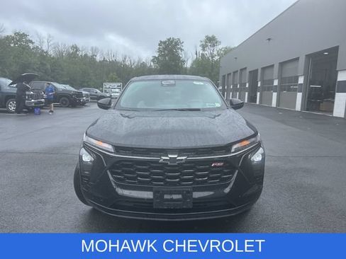 Used 2024 Chevrolet Trax RS w/ Driver Confidence Package FWD image 6