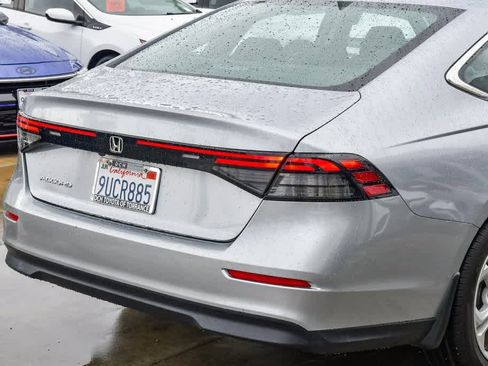 Used 2023 Honda Accord LX image 6