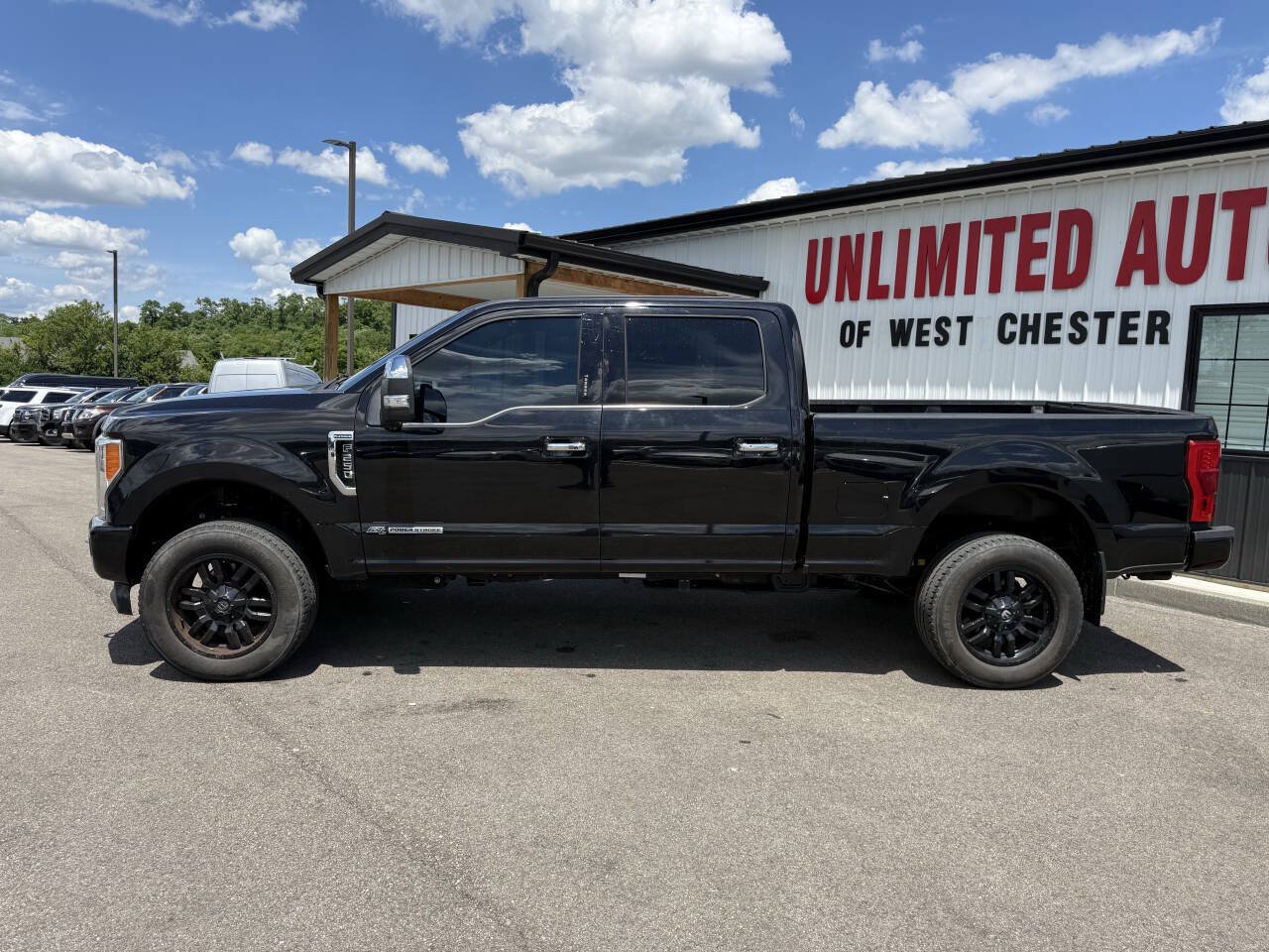 Used 2019 Ford F250 Platinum w/ Platinum Ultimate Package AWD/4WD image 12