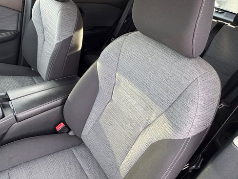 Certified 2021 Nissan Rogue S image 28