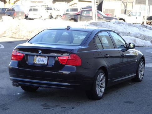 Used 2011 BMW 328i xDrive Sedan image 7