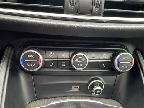 Used 2019 Alfa Romeo Stelvio Ti w/ Nero Edizione image 50