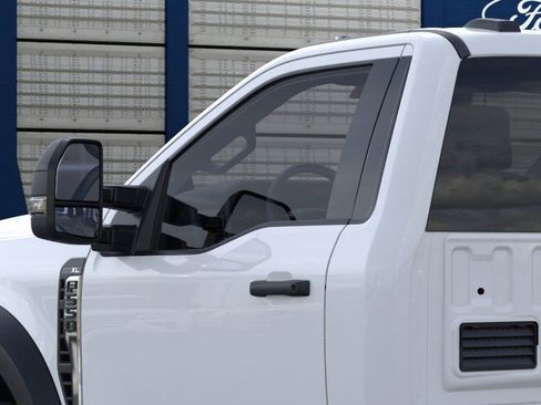 New 2026 Ford F550 4x4 Regular Cab Super Duty image 43