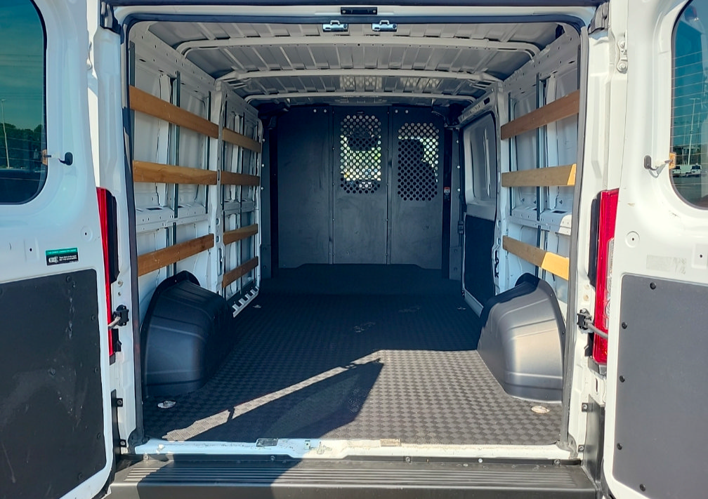 Used 2025 RAM ProMaster 2500 w/ U-Haul Equipment Group FWD image 11