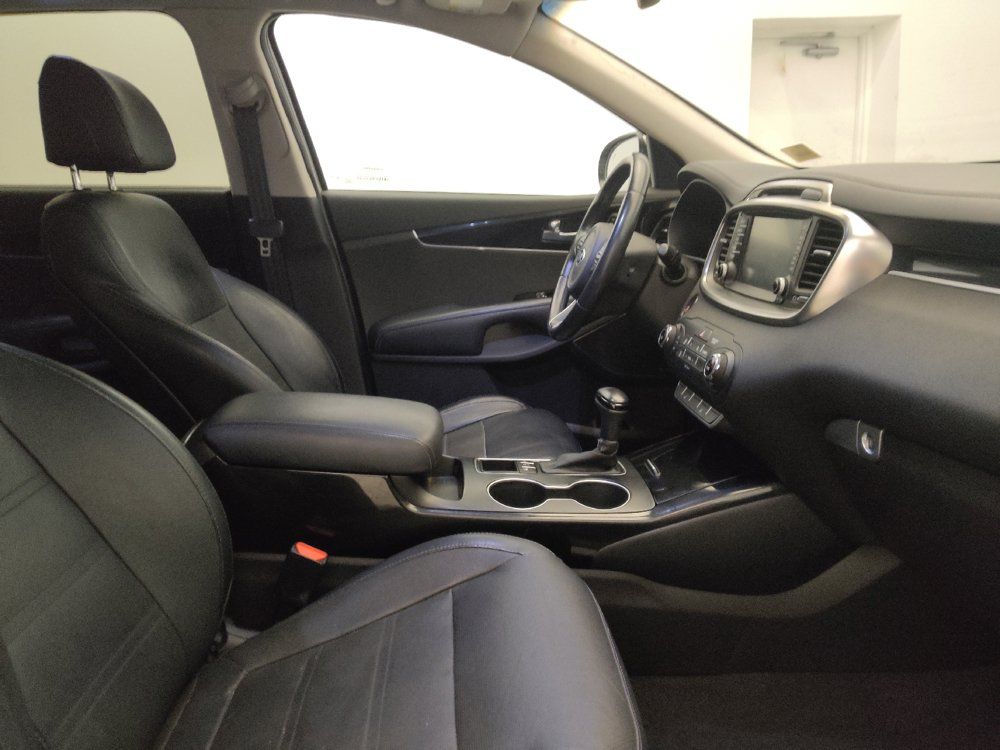 Used 2017 Kia Sorento SX AWD/4WD image 21