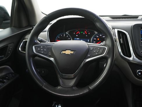 Used 2020 Chevrolet Equinox LT image 17