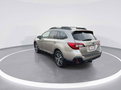 Used 2019 Subaru Outback 3.6R Limited image 6