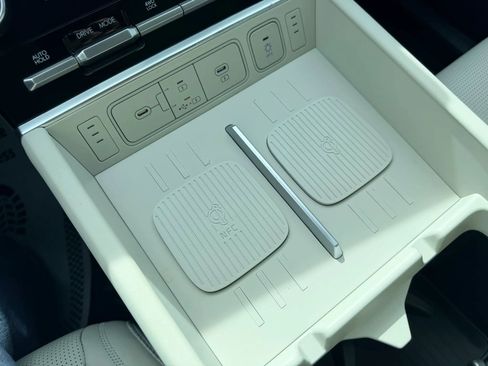 Used 2025 Hyundai Santa Fe Calligraphy image 34