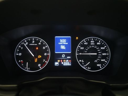 Used 2025 Subaru Outback Onyx Edition AWD/4WD image 2
